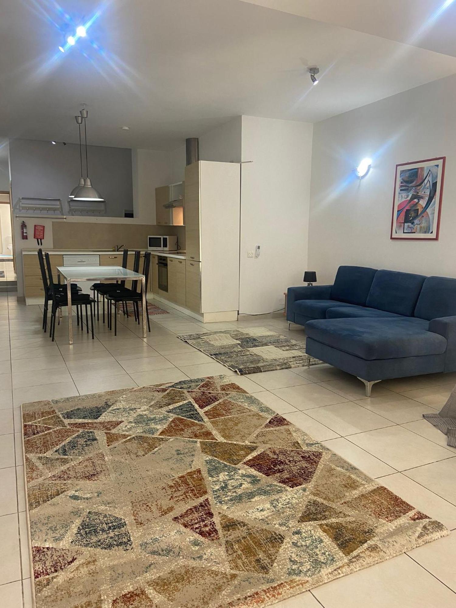 Sliema 2Bed With Backyardアパートメント エクステリア 写真