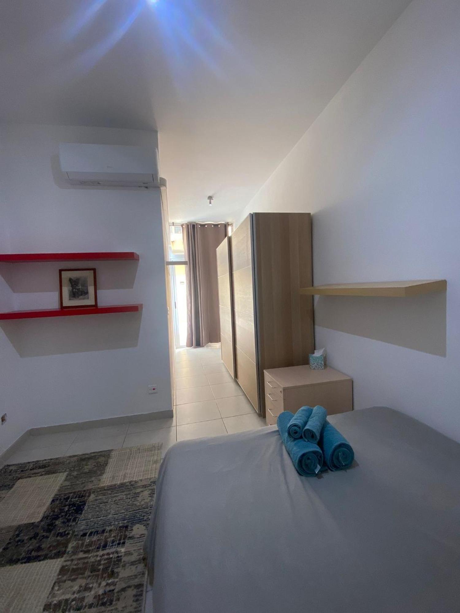 Sliema 2Bed With Backyardアパートメント エクステリア 写真
