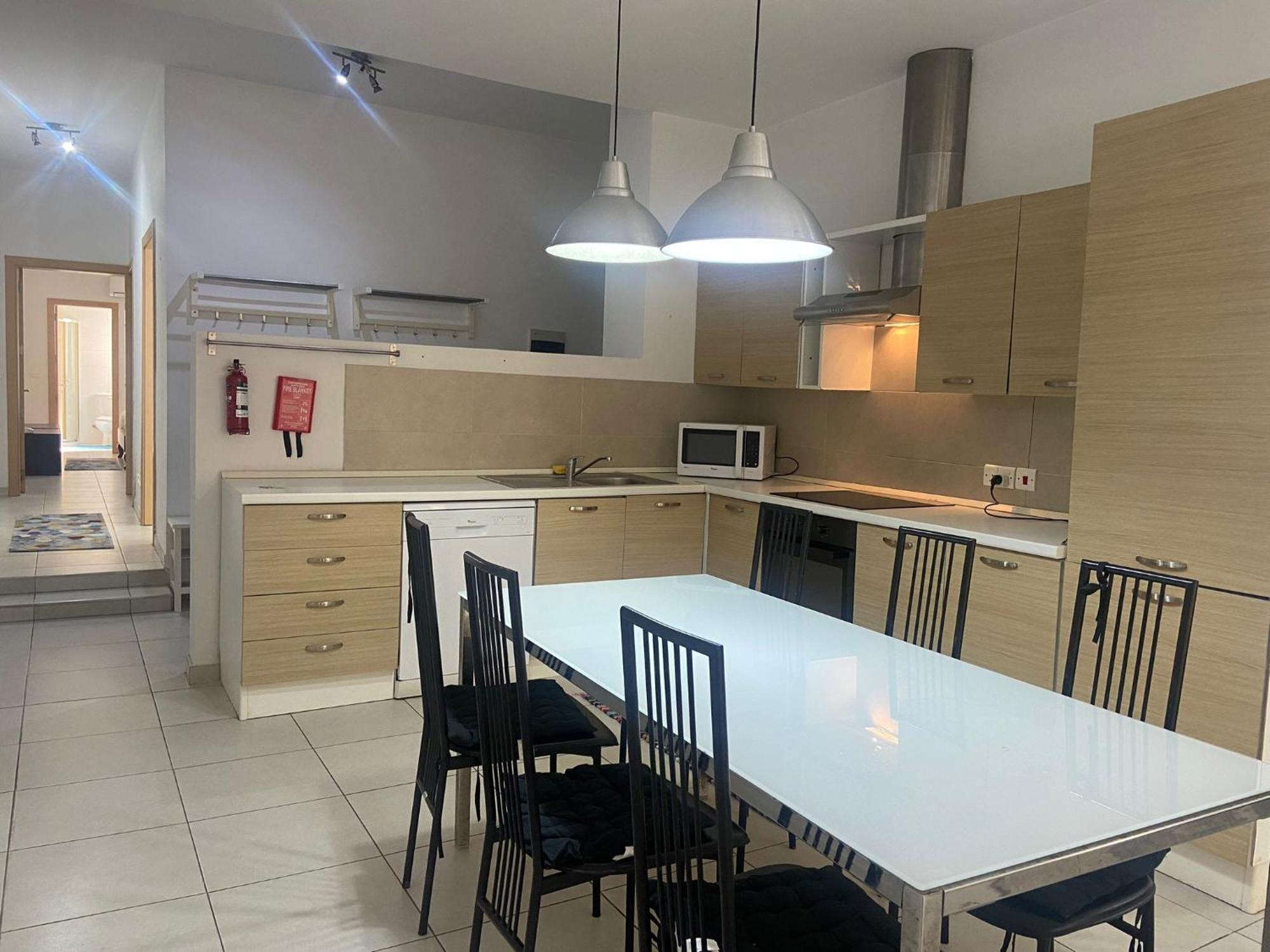 Sliema 2Bed With Backyardアパートメント エクステリア 写真