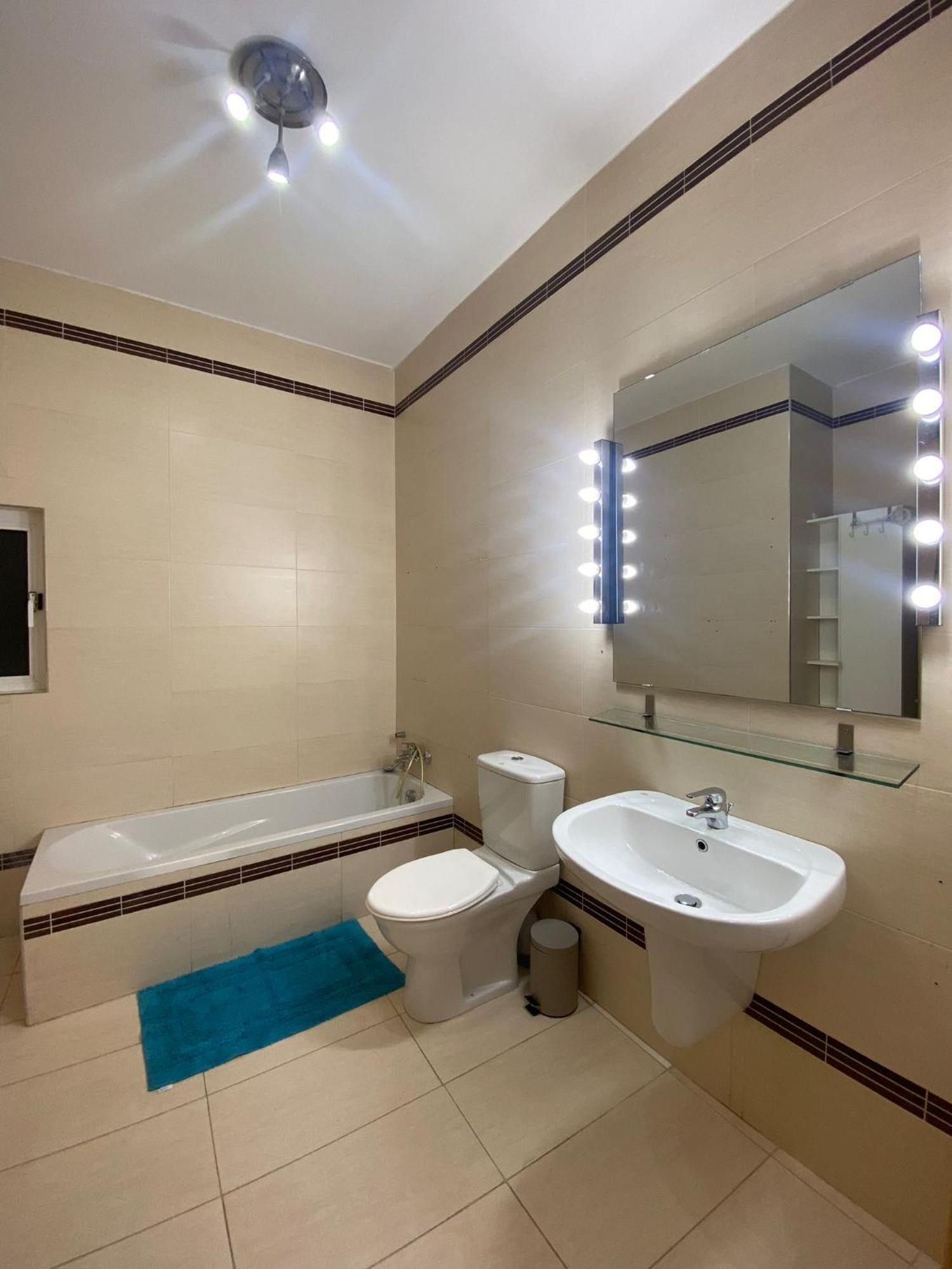 Sliema 2Bed With Backyardアパートメント エクステリア 写真