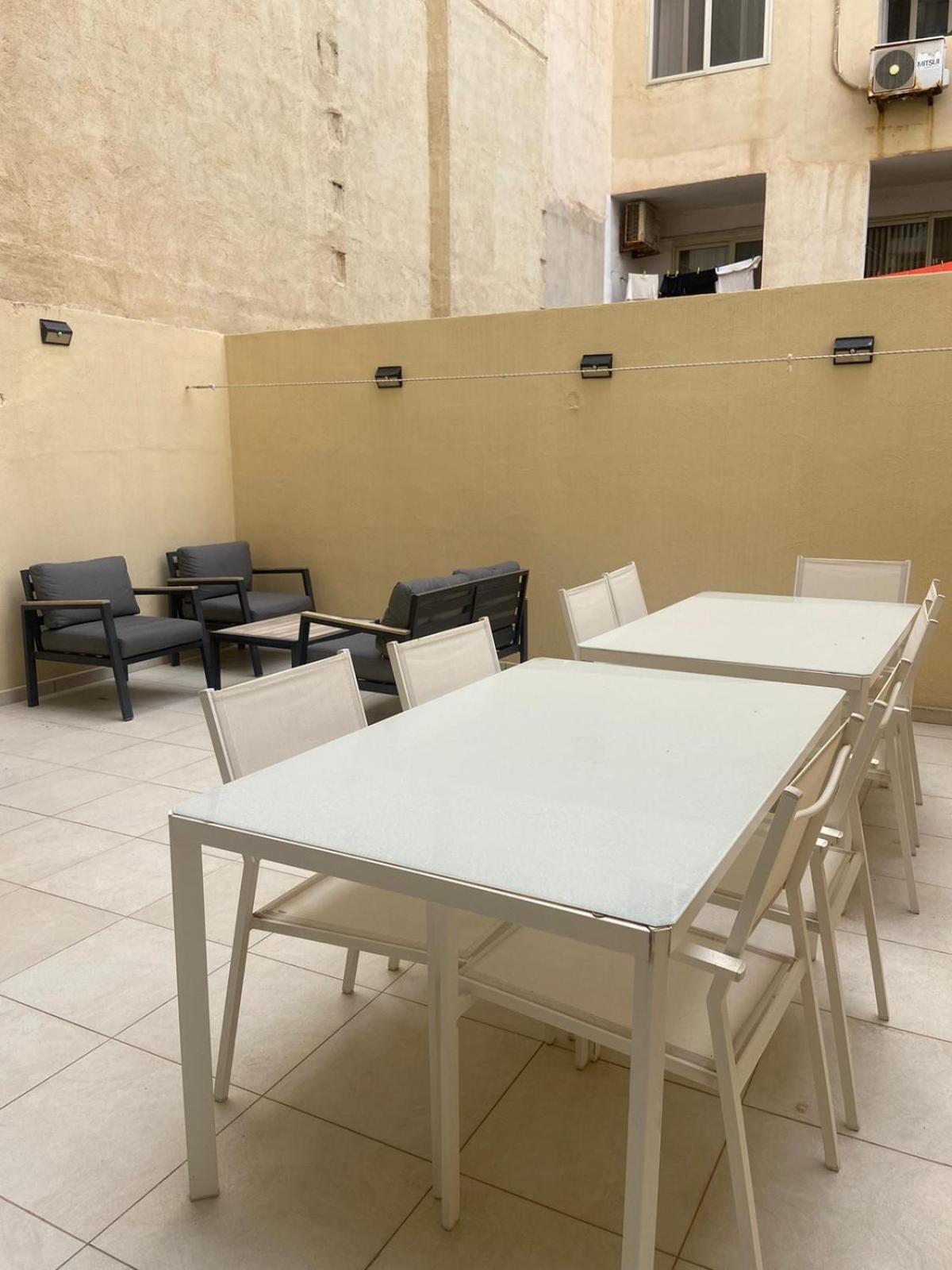 Sliema 2Bed With Backyardアパートメント エクステリア 写真